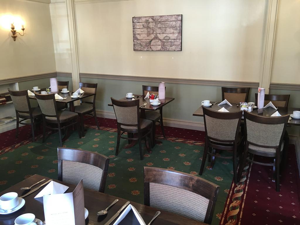 The Rutland Arms Hotel 뉴마켓 외부 사진