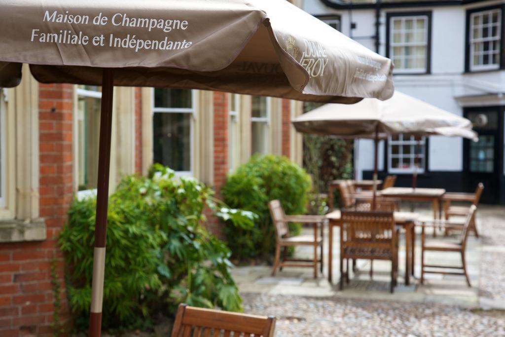 The Rutland Arms Hotel 뉴마켓 외부 사진